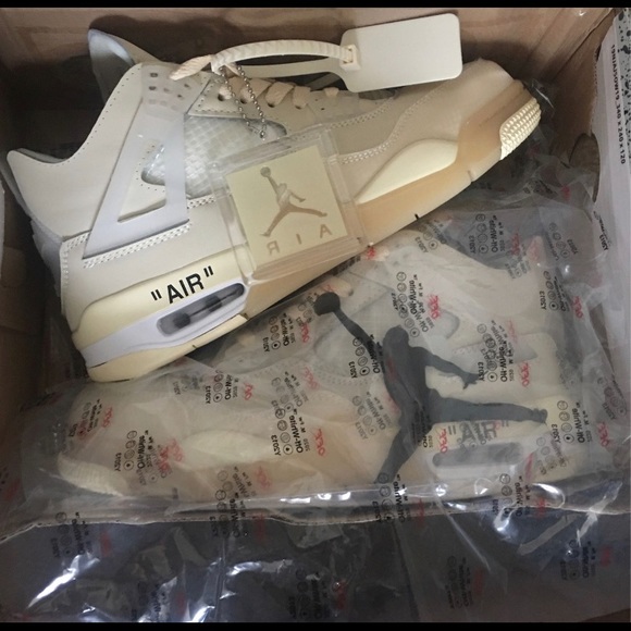 Air Jordan 4 “off white” edition - Picture 4 of 6